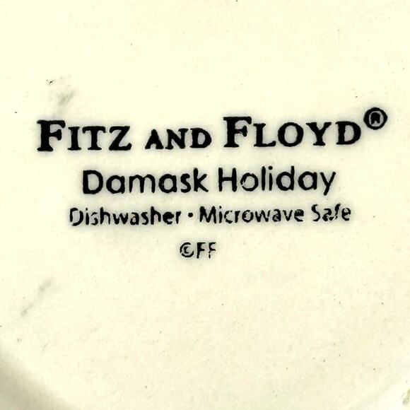 Fitz and Floyd Damask Holiday Red White Gold 4.5" Tall Coffee/Tea/Cup/Mug - Picture 7 of 7